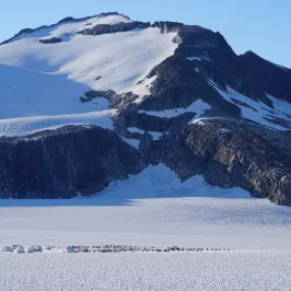 a snow covered mountain